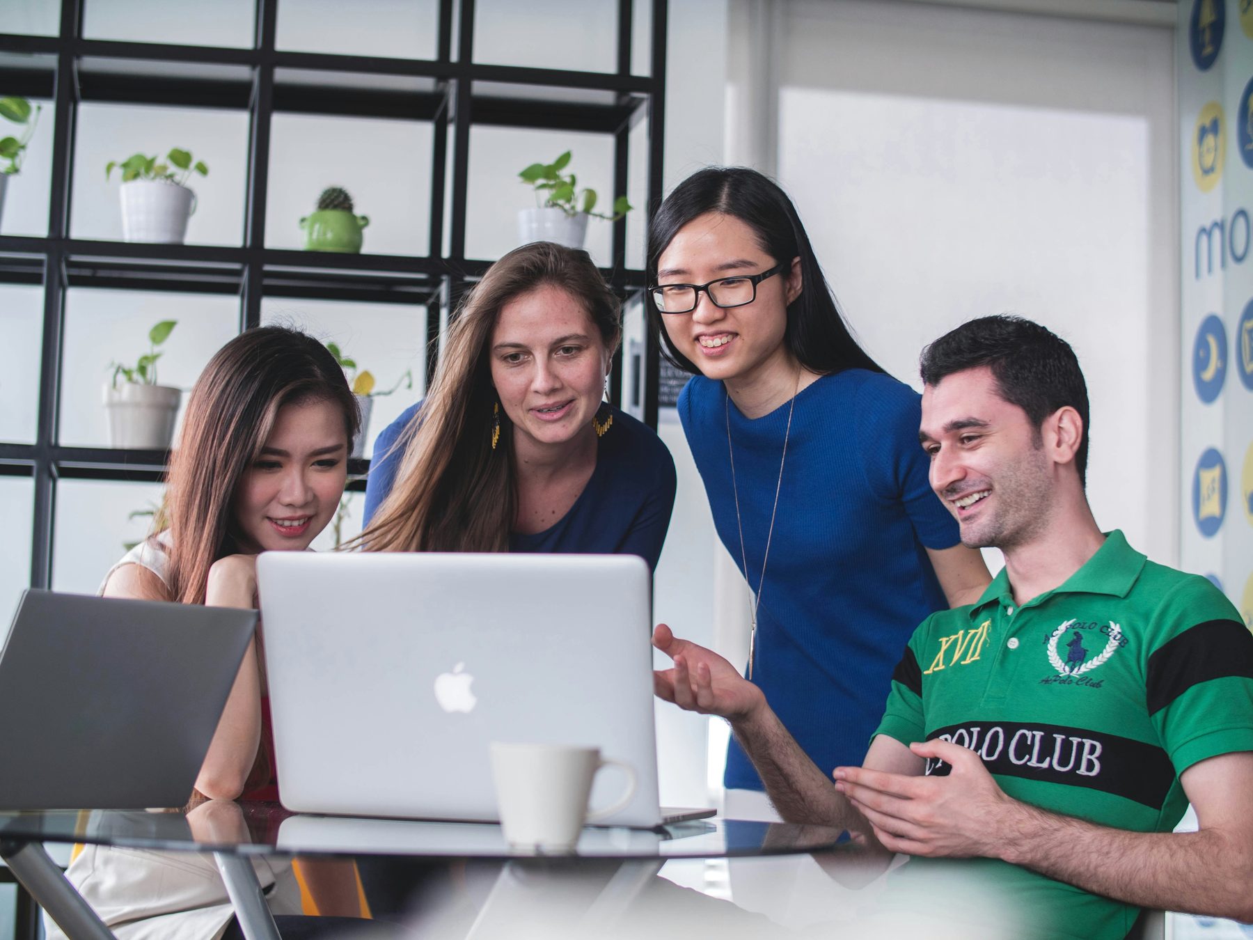 Live Arabic learning without the messy marketplace feel